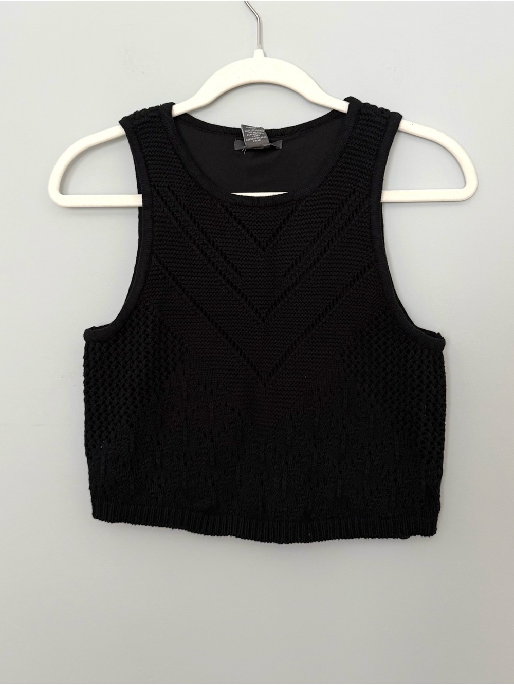 Haute Hippie Black Sleeveless Knit Crop Tank - Picture 3 of 7